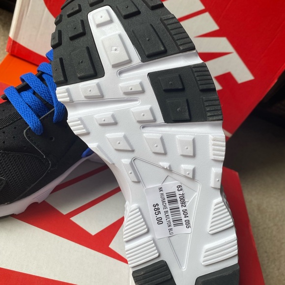 NIKE NEW SHOES - Picture 5 of 5